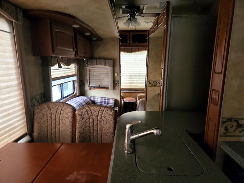 2010 Heartland rvs VIN 5SFBG3723AE205102 COPART salvage auction — NORMAL WEAR, MI - CERTIFICATE OF TITLE, sold $6,200 on 2026-09-08 (photo 6)