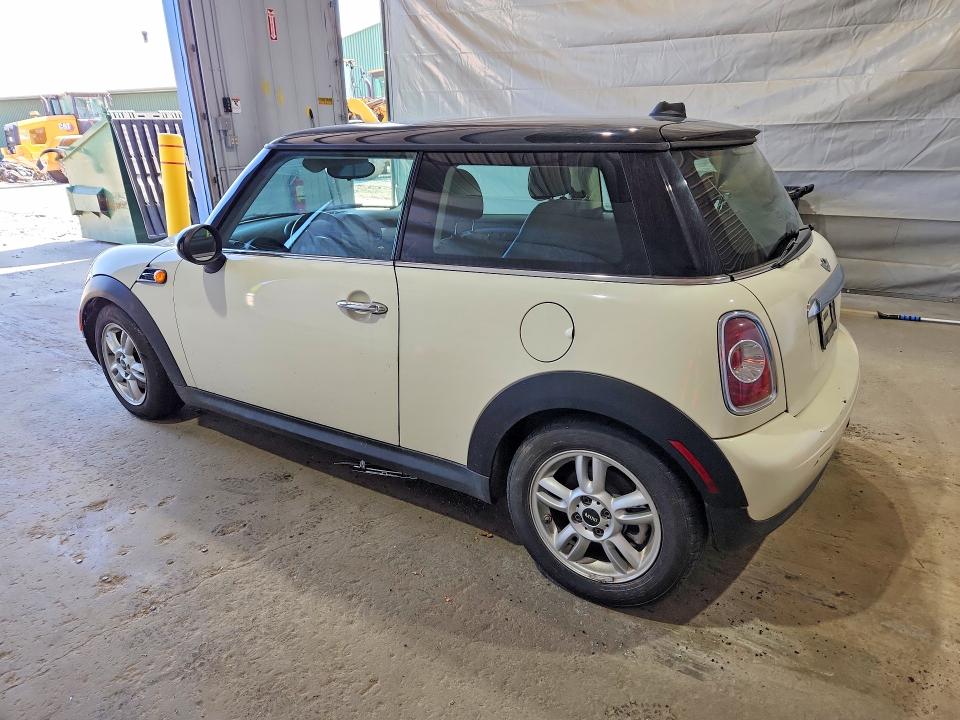 2013 Mini Cooper VIN WMWSU3C55DT680016 COPART salvage auction — NORMAL WEAR, Nh - Certificate Of Title, sold $225 on 2026-08-06 (photo 2)