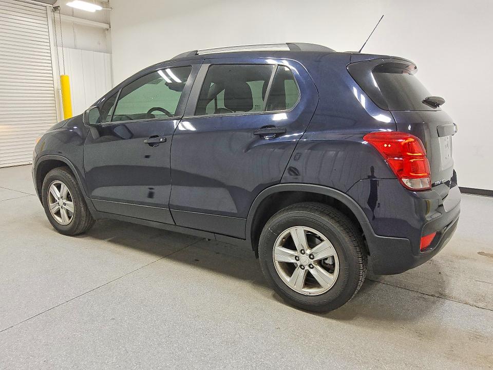 2021 Chevrolet Trax VIN KL7CJPSM0MB371895 COPART salvage auction — NORMAL WEAR, In - Certificate Of Title, sold $7,000 on 2026-07-23 (photo 2)