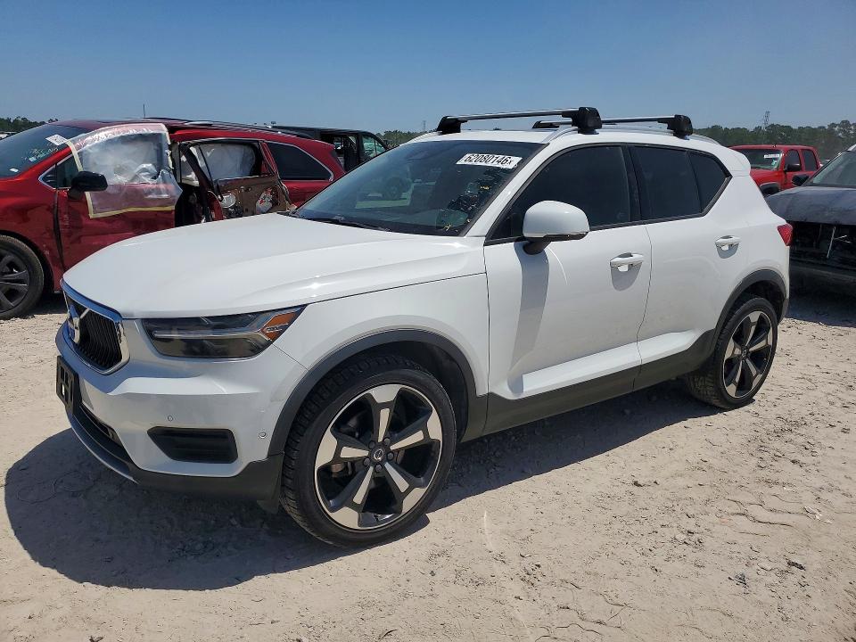 2019 Volvo Xc40 VIN YV4162XZ8K2014946 COPART salvage auction — WATER/FLOOD, Tx - Salvage Title-Flood Damage, sold $4,000 on 2026-07-28 (photo 1)