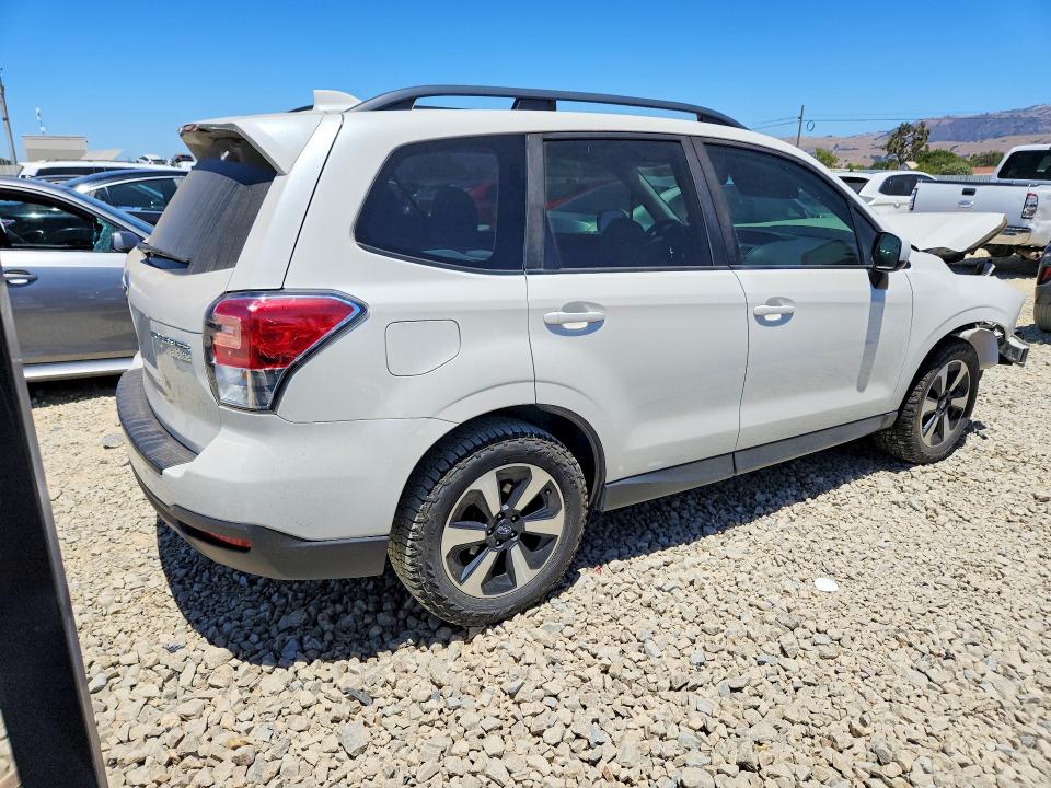 2017 Subaru Forester VIN JF2SJAEC0HH444394 COPART salvage auction — FRONT END, Ca - Salvage Certificate, sold $525 on 2026-07-16 (photo 3)