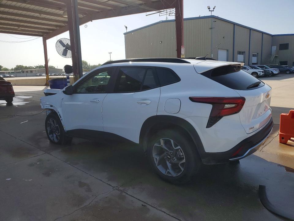 2025 Chevrolet Trax VIN KL77LHEP9SC268859 COPART salvage auction — FRONT END, Tx - Certificate Of Title (P), sold $10,400 on 2026-07-27 (photo 2)