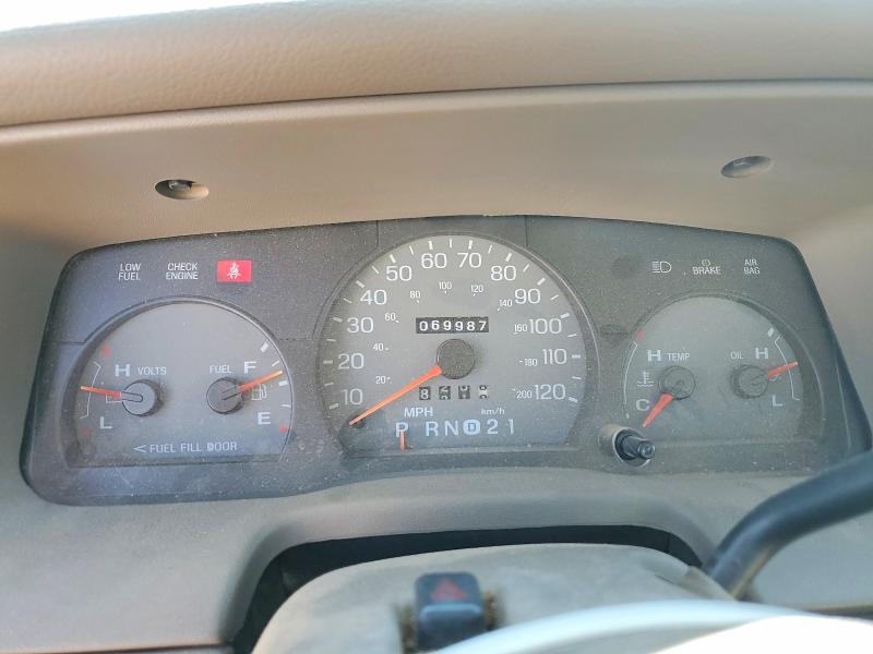 1999 Mercury Grand marquis VIN 2MEFM74W6XX617967 COPART salvage auction — FRONT END, TX - SALVAGE VEHICLE TITLE (P), sold $1,050 on 2026-07-22 (photo 9)