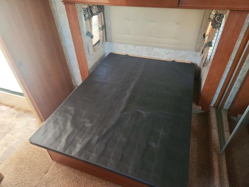 2013 Keystone rv . VIN 4YDF33822DA740185 COPART salvage auction — HAIL, TX - CERTIFICATE OF TITLE, sold $7,300 on 2026-09-01 (photo 5)