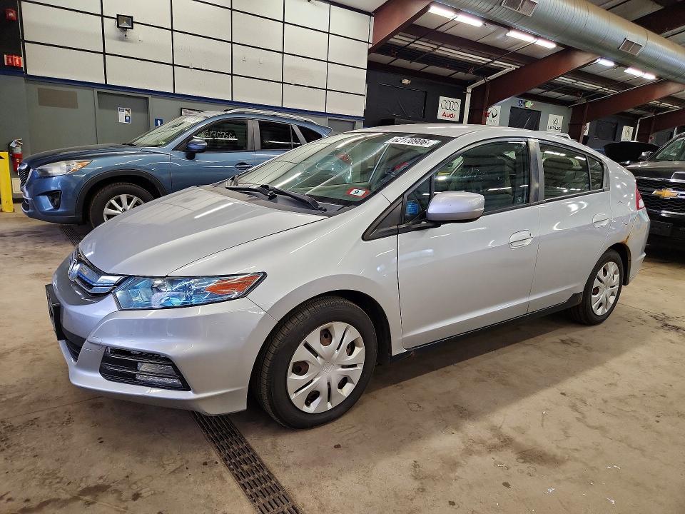 2014 Honda Insight VIN JHMZE2H50ES000191 COPART salvage auction — MINOR DENT/SCRATCHES, Nh - Certificate Of Title, sold $1,400 on 2026-07-30 (photo 1)