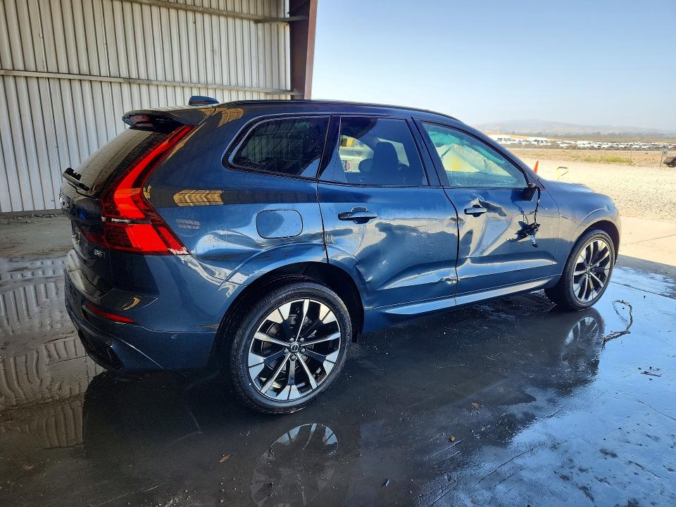 2026 Volvo Xc60 VIN YV4M12RC2T1471456 COPART salvage auction — SIDE, Ca - Certificate Of Title, sold $12,300 on 2026-07-20 (photo 3)