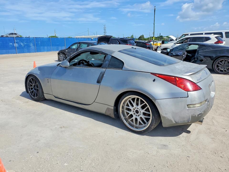 2003 Nissan 350z VIN JN1AZ34D63T102157 COPART salvage auction — MINOR DENT/SCRATCHES, Fl - Certificate Of Title, sold $950 on 2026-07-31 (photo 2)