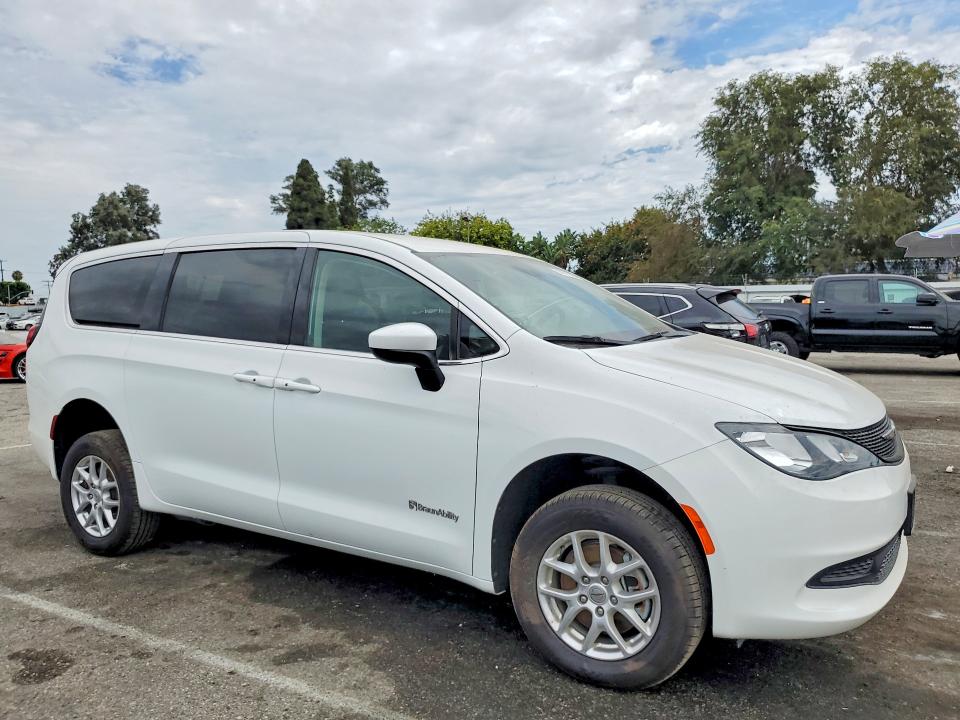 2023 Chrysler Voyager VIN 2C4RC1CG2PR617218 COPART salvage auction — MECHANICAL, In - Dis/Dlr/Exp Only Clean Title, sold $12,700 on 2026-07-17 (photo 4)