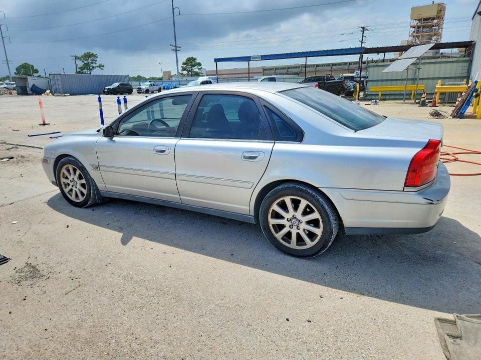 2005 Volvo S80 VIN YV1TS592851413501 COPART salvage auction — SIDE, LA - CERT OF TITLE-SALVAGE, sold $450 on 2026-08-12 (photo 2)