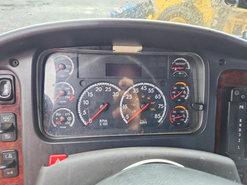 2017 Frht - freightliner VIN 1FVACWDTXHHHV7740 COPART salvage auction — UNDERCARRIAGE, WV - SALVAGE CERTIFICATE, sold $10,200 on 2026-08-19 (photo 9)