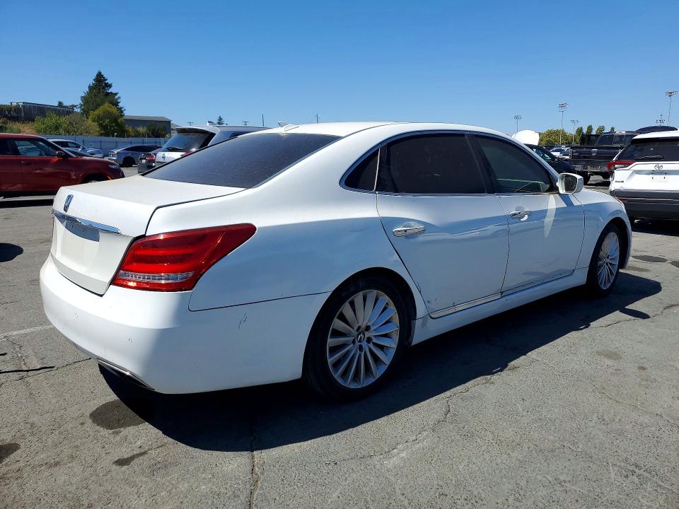 2015 Hyundai Equus VIN KMHGH4JH0FU098561 COPART salvage auction — MINOR DENT/SCRATCHES, Ca - Dis/Dlr/Exp App For Dup Clean, sold $1,500 on 2026-07-31 (photo 3)