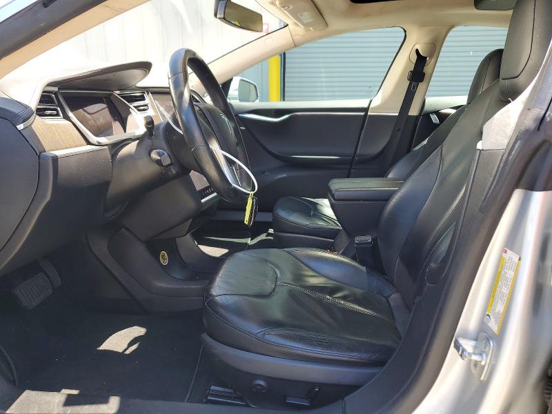 2013 Tesla Model s VIN 5YJSA1CN3DFP13548 COPART salvage auction — MINOR DENT/SCRATCHES, Ca - Dis/Dlr/Exp Only Clean Title, sold $3,500 on 2026-08-01 (photo 7)