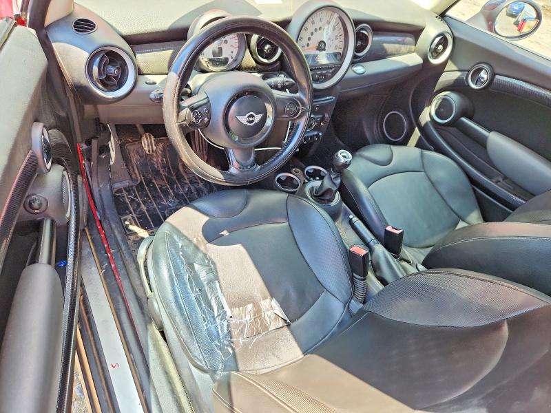 2011 Mini Cooper VIN WMWSV3C50BTY25229 COPART salvage auction — NORMAL WEAR, Fl - Certificate Of Title, sold $225 on 2026-07-14 (photo 8)