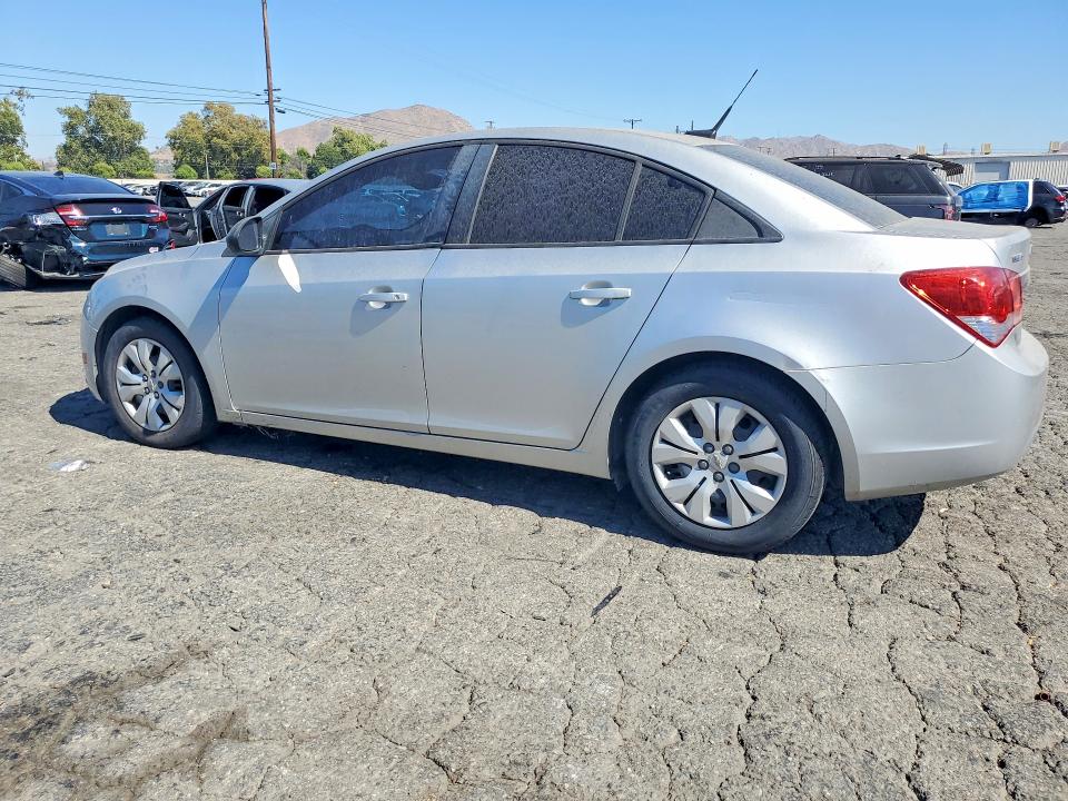 2014 Chevrolet Cruze VIN 1G1PA5SG8E7256199 COPART salvage auction — MINOR DENT/SCRATCHES, Ca - Dis/Dlr/Exp Only Clean Title, sold $900 on 2026-07-16 (photo 2)