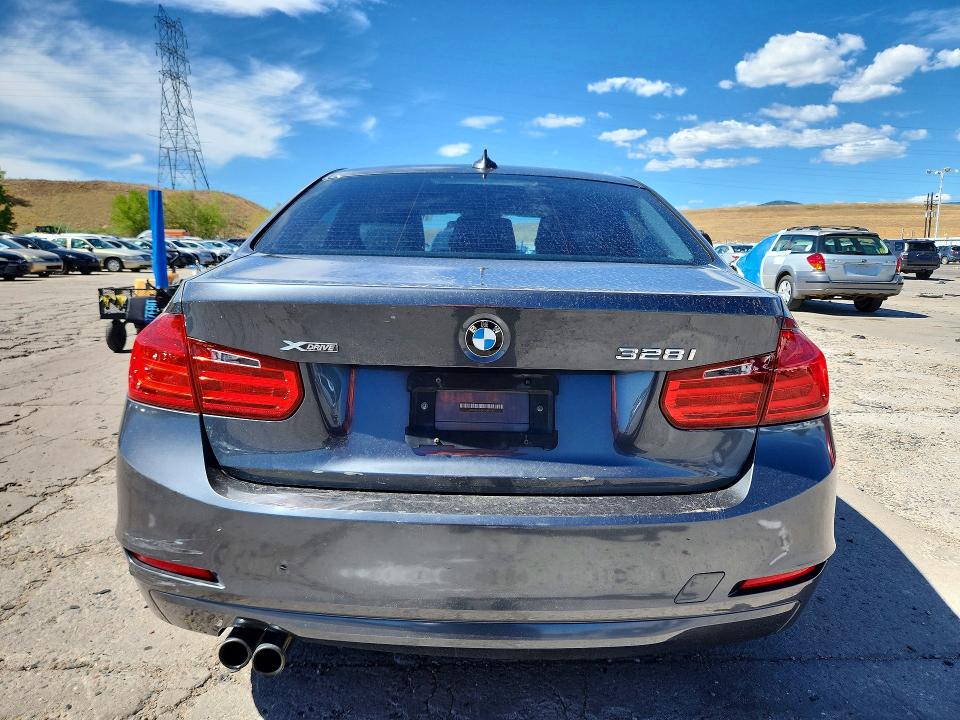 2013 BMW 3er VIN WBA3B3G54DNR79716 COPART salvage auction — FRONT END, Co - Public - Salvage Title, sold $1,900 on 2026-08-10 (photo 6)