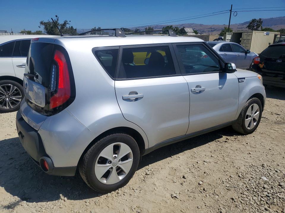 2016 Kia Soul VIN KNDJN2A28G7858979 COPART salvage auction — MINOR DENT/SCRATCHES, Ca - Dis/Dlr/Exp Only Clean Title, sold $525 on 2026-07-28 (photo 3)