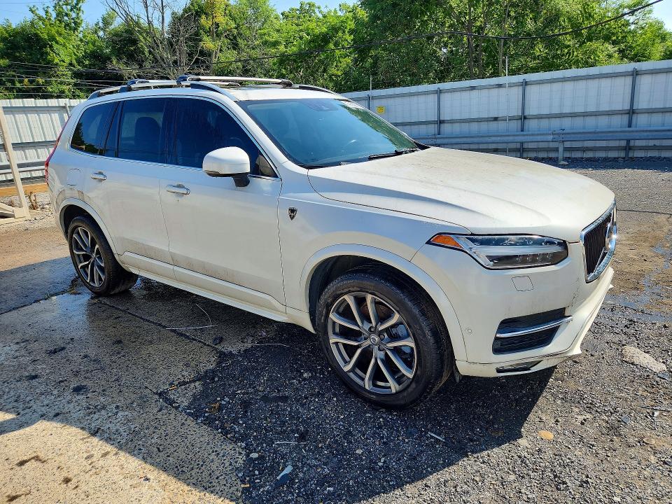 2016 Volvo Xc90 VIN YV4A22PK2G1015831 COPART salvage auction — MINOR DENT/SCRATCHES, WV - CERTIFICATE OF TITLE, sold $125 on 2026-08-18 (photo 4)