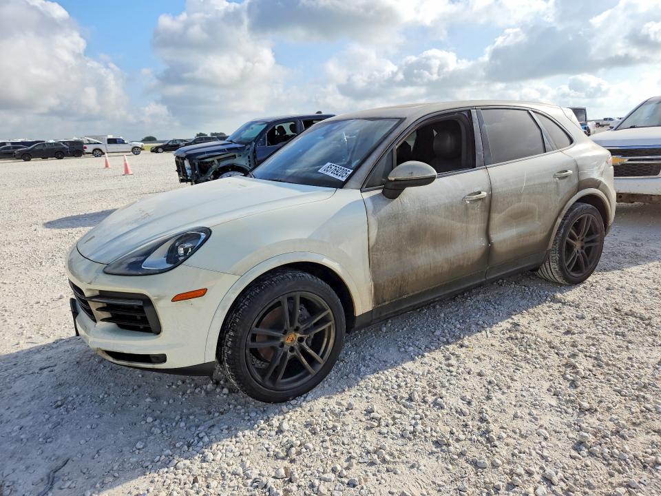 2019 Porsche Cayenne VIN WP1AA2AY2KDA05230 COPART salvage auction — INTERIOR BURN, Tx - Salvage Vehicle Title, sold $375 on 2026-08-06 (photo 1)