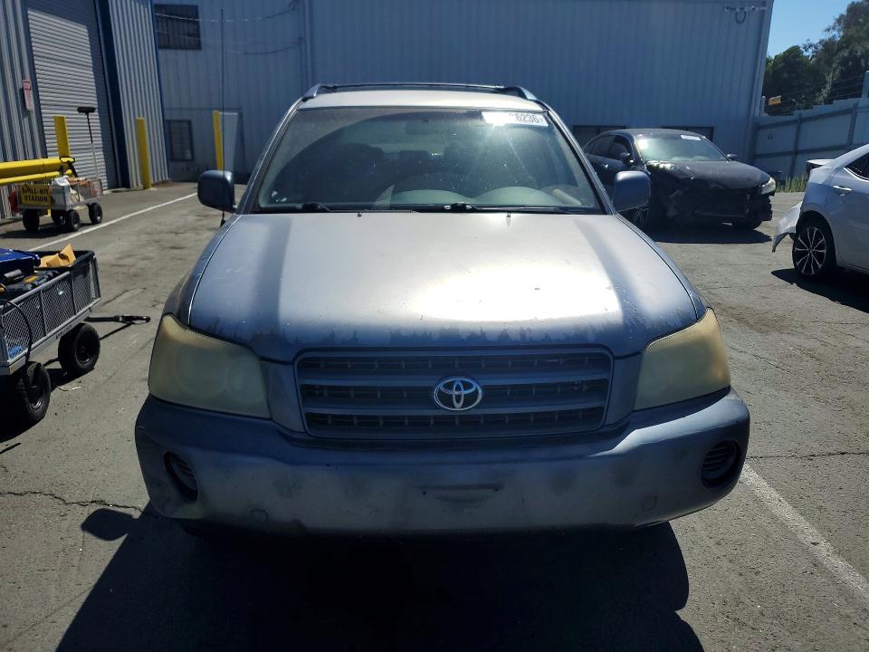 2003 Toyota Highlander VIN JTEGF21A630115220 COPART salvage auction — MECHANICAL, CA - DIS/DLR/EXP ONLY CLEAN TITLE, sold $375 on 2026-07-31 (photo 5)