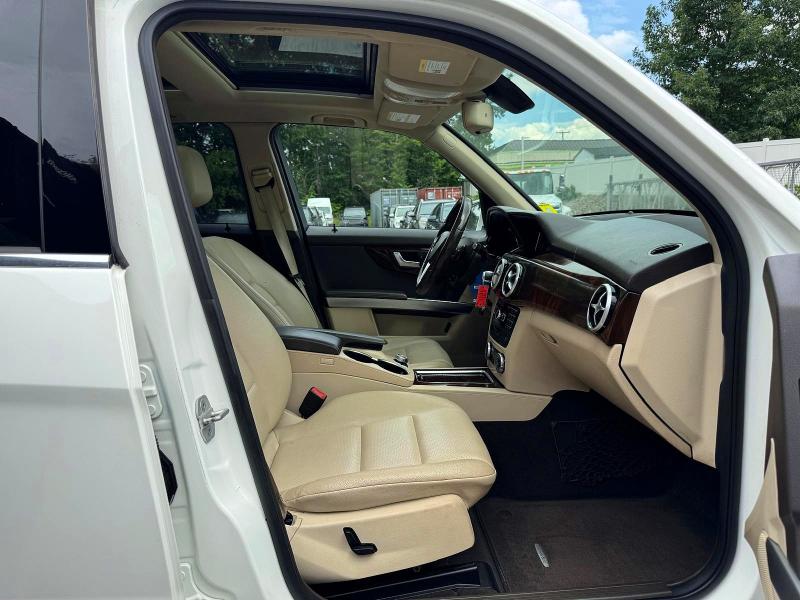 2015 Mercedes-benz Glk-klasse VIN WDCGG8JB6FG413091 COPART salvage auction — MINOR DENT/SCRATCHES, Ma - Certificate Of Title, sold $5,900 on 2026-07-08 (photo 7)