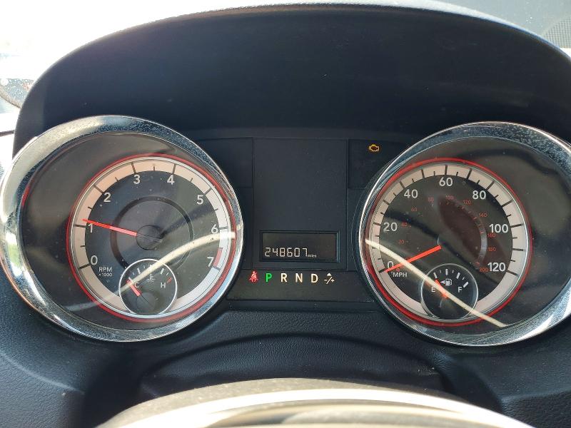2019 Dodge Grand caravan VIN 2C4RDGCG3KR777102 COPART salvage auction — MINOR DENT/SCRATCHES, Ri - Certificate Of Title, sold $500 on 2026-08-03 (photo 9)