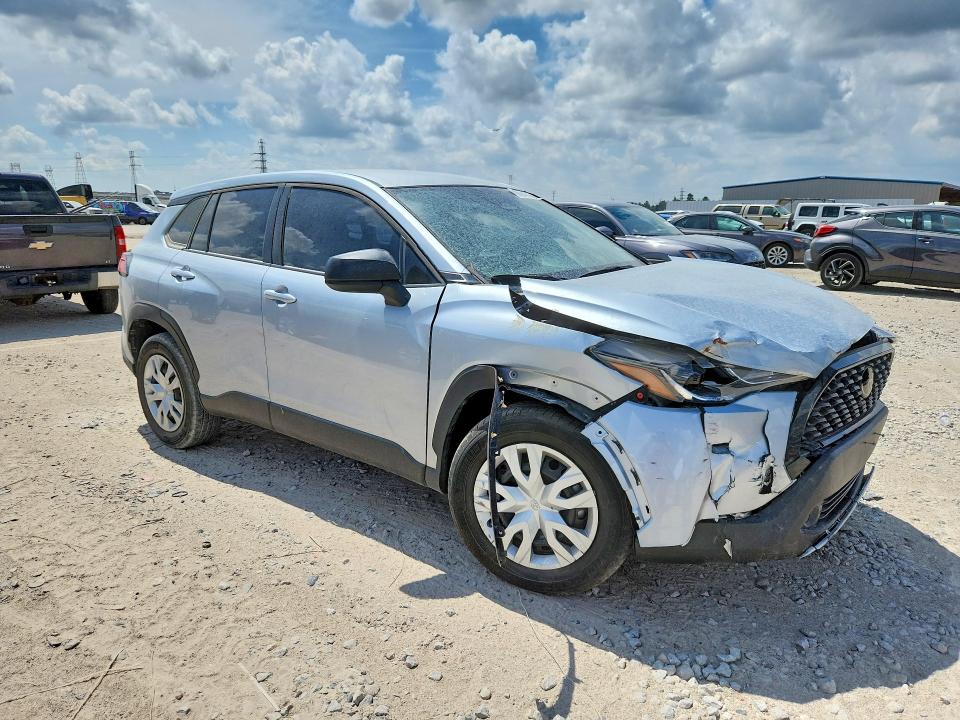 2023 Toyota Corolla cross VIN 7MUAAAAG3PV050133 COPART salvage auction — FRONT END, Tx - Salvage Vehicle Title (P), sold $6,200 on 2026-07-16 (photo 4)
