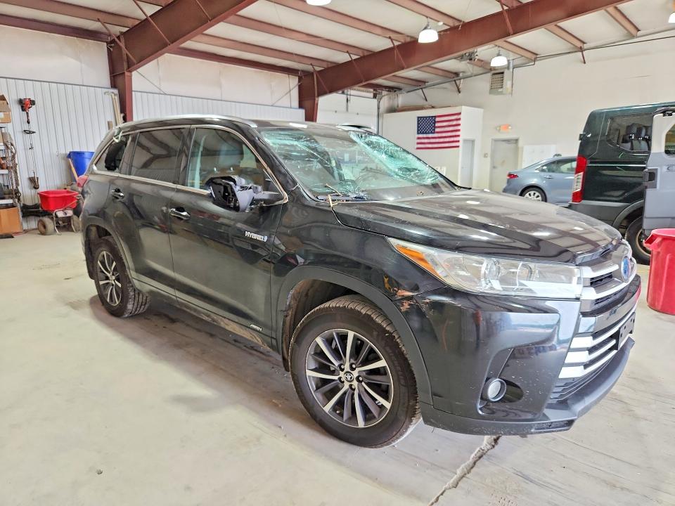 2018 Toyota Highlander VIN 5TDJGRFH3JS038418 COPART salvage auction — FRONT END, Sc - Salvage Title, sold $1,600 on 2026-07-31 (photo 4)