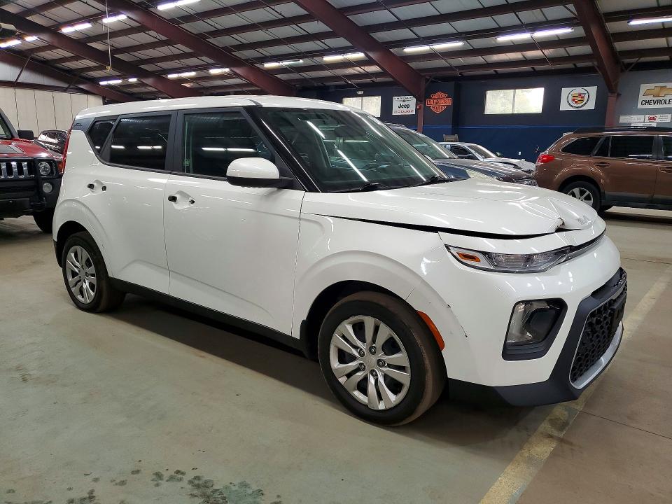 2022 Kia Soul VIN KNDJ23AU2N7805840 COPART salvage auction — FRONT END, VA - CERTIFICATE OF TITLE (P), sold $5,900 on 2026-07-31 (photo 4)