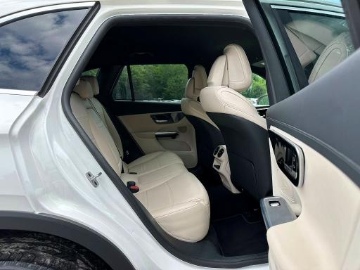 2024 Mercedes-benz Glc VIN W1NKM4GBXRU038782 COPART salvage auction — MINOR DENT/SCRATCHES, Pa - Cert Of Title, sold $4,700 on 2026-07-29 (photo 7)