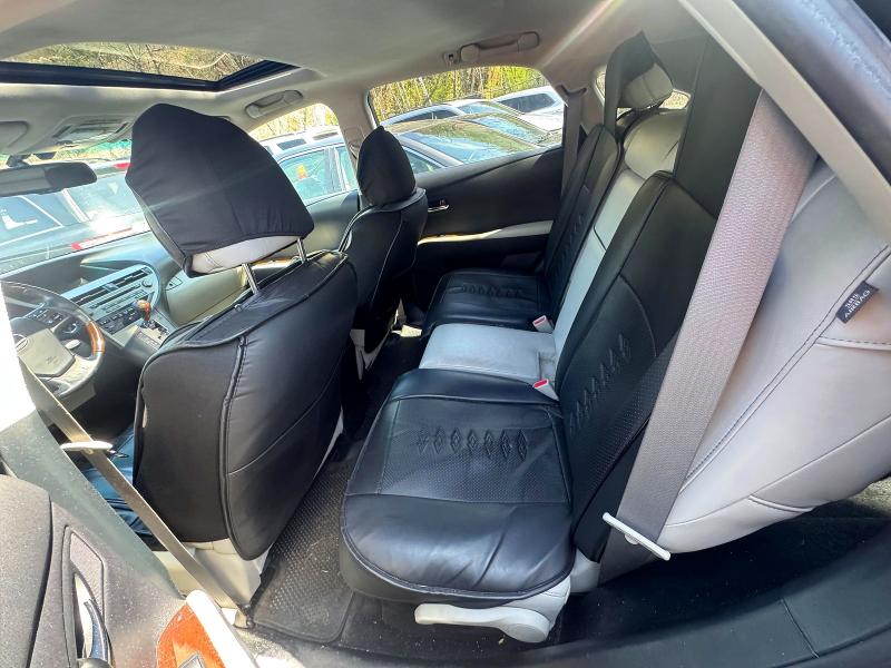 2011 Lexus Rx 450h VIN JTJZB1BA1B2004480 COPART salvage auction — NORMAL WEAR, Ct - Certificate Of Title (P), sold $1,950 on 2026-07-31 (photo 6)