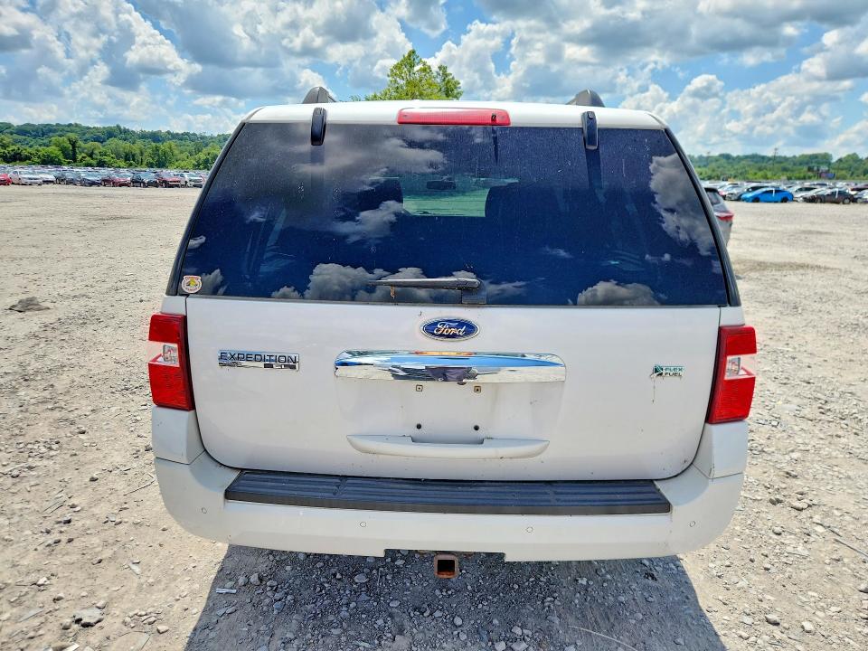 2014 Ford Expedition VIN 1FMJK2A58EEF59113 COPART salvage auction — MINOR DENT/SCRATCHES, Il - Certificate Of Title, sold $950 on 2026-08-03 (photo 6)