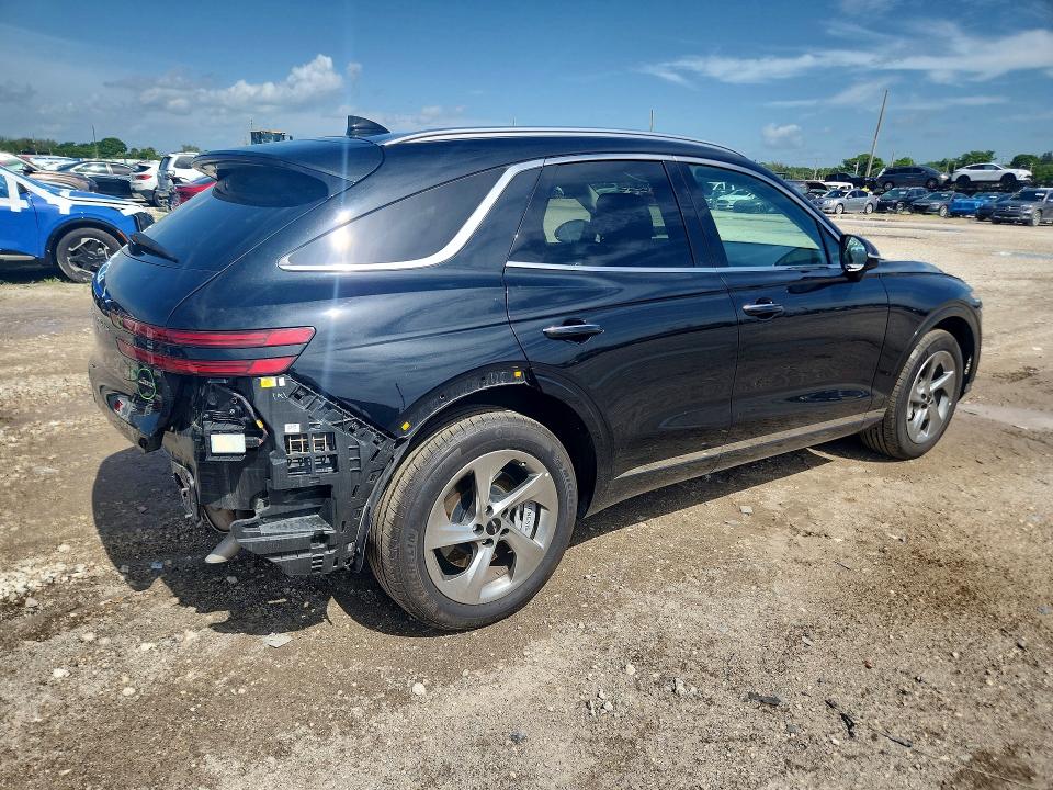 2026 Genesis Gv70 VIN KMUMADTB3TU259174 COPART salvage auction — REAR END, TX - CERTIFICATE OF TITLE (P), sold $14,800 on 2026-07-28 (photo 3)