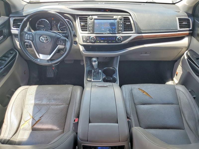 2014 Toyota Highlander VIN 5TDYKRFH4ES038186 COPART salvage auction — FRONT END, Salvage Title, sold $6,900 on 2026-07-22 (photo 8)