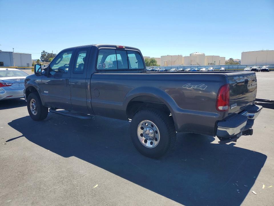 2005 Ford F-250 super duty VIN 1FTSX21P05EB21584 COPART salvage auction — MECHANICAL, Ca - Dis/Dlr/Exp Only Clean Title, sold $2,877 on 2026-07-28 (photo 2)
