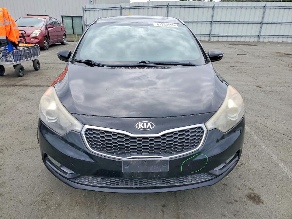 2015 Kia Forte VIN KNAFZ4A89F5338436 COPART salvage auction — VANDALISM, Ca - Salvage Certificate, sold $250 on 2026-07-31 (photo 5)