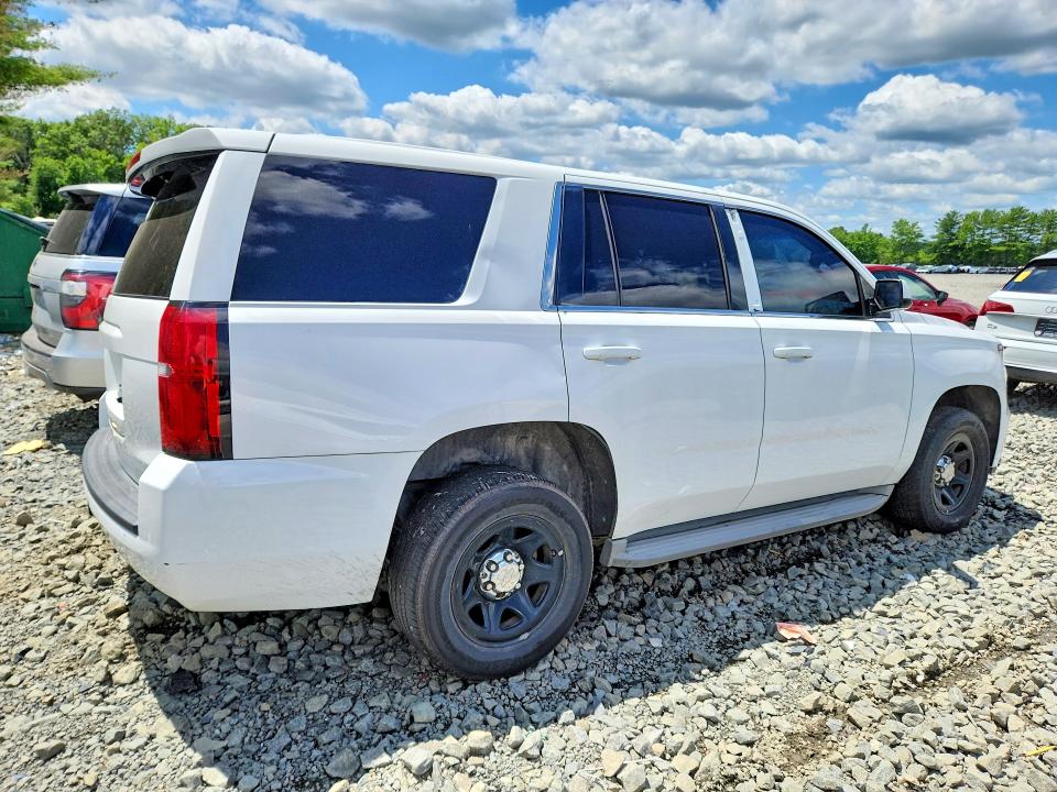 2015 Chevrolet Tahoe VIN 1GNLC2EC6FR257176 COPART salvage auction — MINOR DENT/SCRATCHES, Mt - Certificate Of Title, sold $5,300 on 2026-07-28 (photo 3)