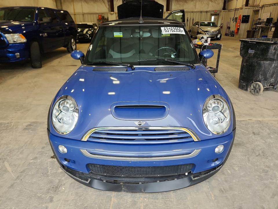 2007 Mini Cooper VIN WMWRH33517TL94283 COPART salvage auction — SIDE, Wi - Certificate Of Title, sold $1,350 on 2026-08-12 (photo 5)