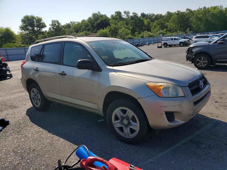 2009 Toyota Rav4 VIN JTMBF33V79D017478 COPART salvage auction — MINOR DENT/SCRATCHES, PA - CERT OF TITLE, sold $775 on 2026-07-28 (photo 4)
