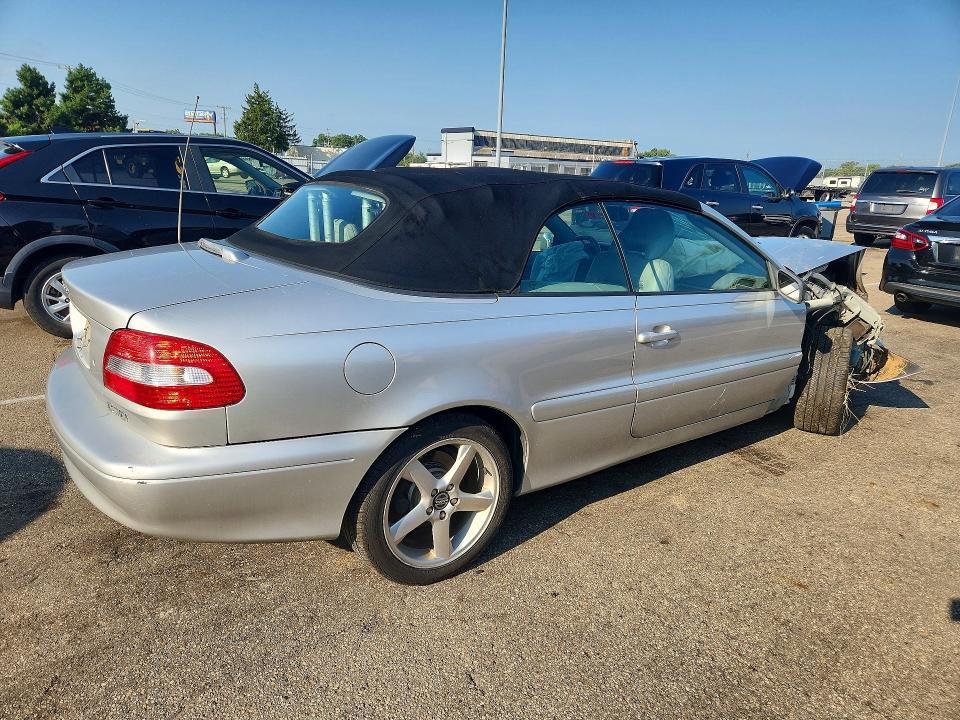 2004 Volvo C70 VIN YV1NC62D44J061555 COPART salvage auction — FRONT END, Oh - Cert Of Title-Salvage, sold $225 on 2026-08-14 (photo 3)