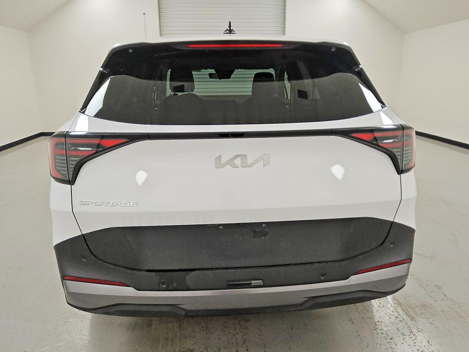 2026 Kia Sportage VIN 5XYK23DF9TG389741 COPART salvage auction — FRONT END, TX - CERTIFICATE OF TITLE, sold $8,100 on 2026-07-20 (photo 6)