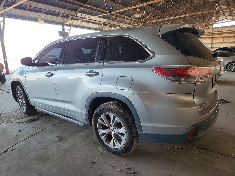 2015 Toyota Highlander VIN 5TDZKRFH6FS082602 COPART salvage auction — FRONT END, Az - Cert Of Title - Salvage, sold $3,700 on 2026-07-15 (photo 2)