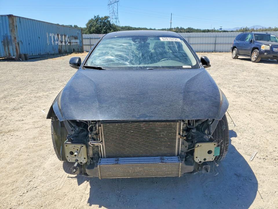2016 Volvo S60 VIN YV126MFK0G1391057 COPART salvage auction — STRIPPED, Ca - Salvage Certificate, sold $475 on 2026-08-14 (photo 5)