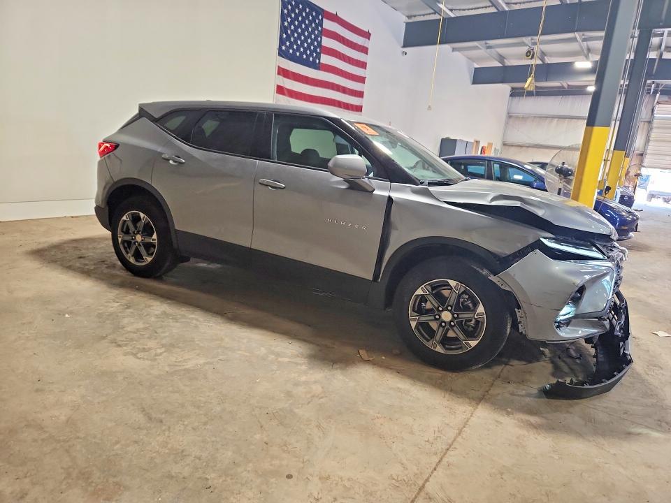 2026 Chevrolet Blazer VIN 3GNKBHR40TS163310 COPART salvage auction — FRONT END, Ct - Clean Title, sold $10,300 on 2026-07-27 (photo 4)
