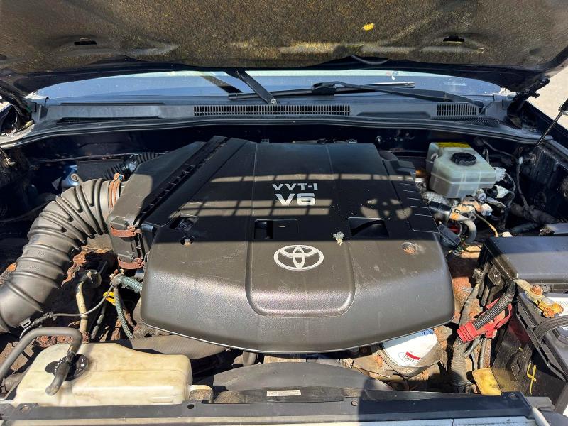 2004 Toyota 4runner VIN JTEBU17R448026210 COPART salvage auction — MINOR DENT/SCRATCHES, Mt - Certificate Of Title, sold $3,350 on 2026-07-29 (photo 9)