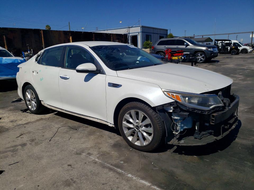 2016 Kia Optima VIN 5XXGT4L39GG067465 COPART salvage auction — STRIPPED, Ca - Salvage Certificate, sold $550 on 2026-07-15 (photo 4)