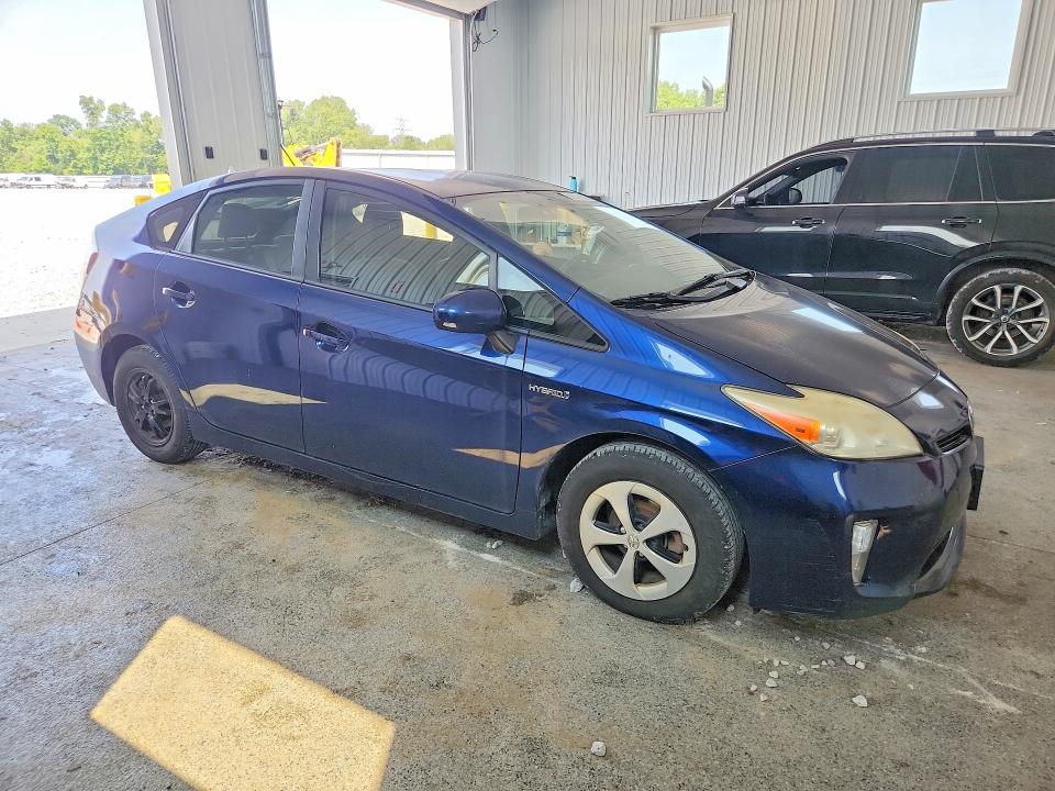 2012 Toyota Prius VIN JTDKN3DUXC1559787 COPART salvage auction — MINOR DENT/SCRATCHES, OH - CERTIFICATE OF TITLE, sold $1,250 on 2026-07-28 (photo 4)