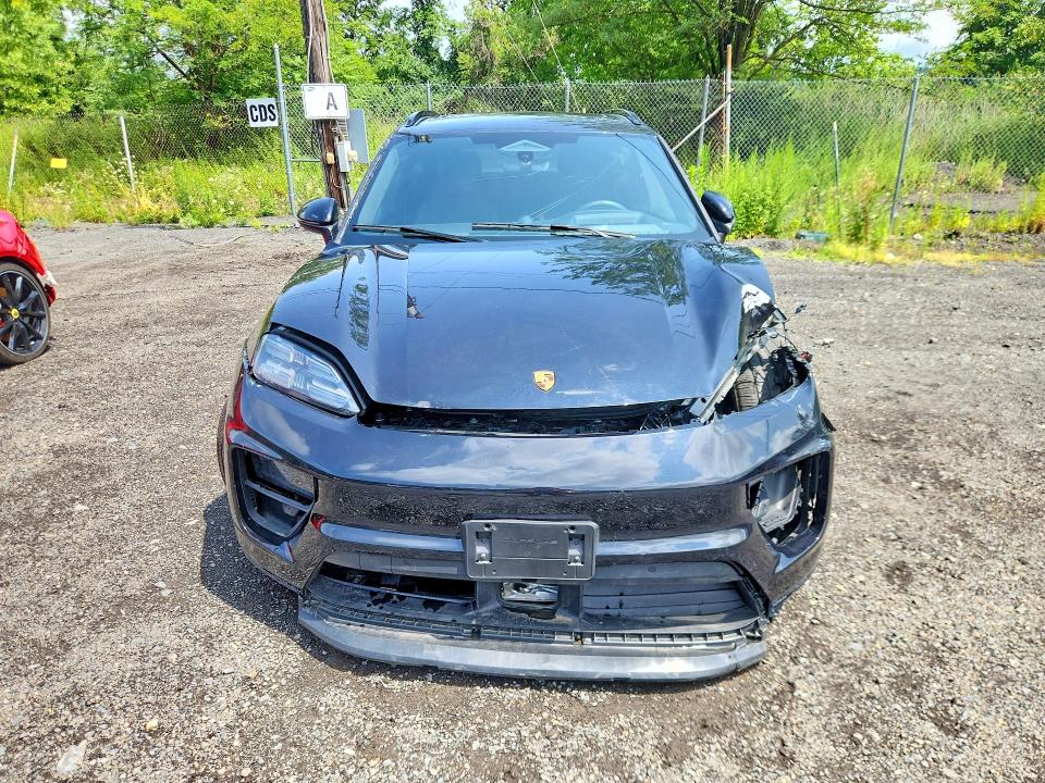2025 Porsche Macan VIN WP1AB2XA9SL153661 COPART salvage auction — FRONT END, Ny - Mv-907A Salvage Certificate, sold $35,500 on 2026-08-03 (photo 5)