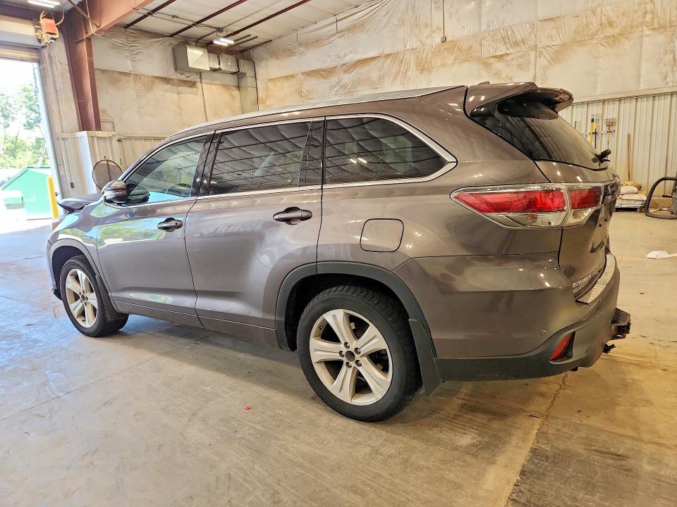 2016 Toyota Highlander VIN 5TDDKRFH7GS293853 COPART salvage auction — FRONT END, Wi - Certificate Of Title, sold $300 on 2026-07-29 (photo 2)