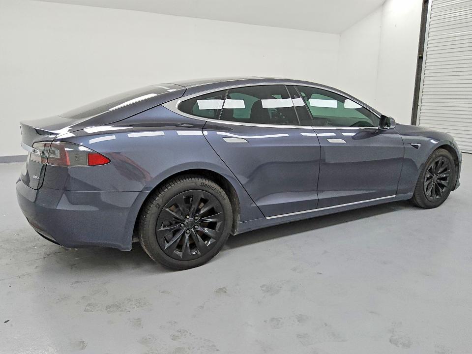 2018 Tesla Model s VIN 5YJSA1E21JF247794 COPART salvage auction — MINOR DENT/SCRATCHES, Tx - Certificate Of Title, sold $14,200 on 2026-07-28 (photo 3)