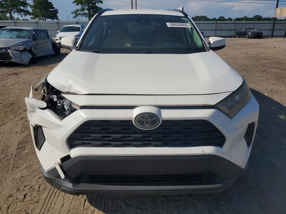 2019 Toyota Rav 4 VIN JTMK1RFV4KD504219 COPART salvage auction — SIDE, FL - CERT OF TITLE SLVG REBUILDABLE, sold $7,100 on 2026-07-30 (photo 5)
